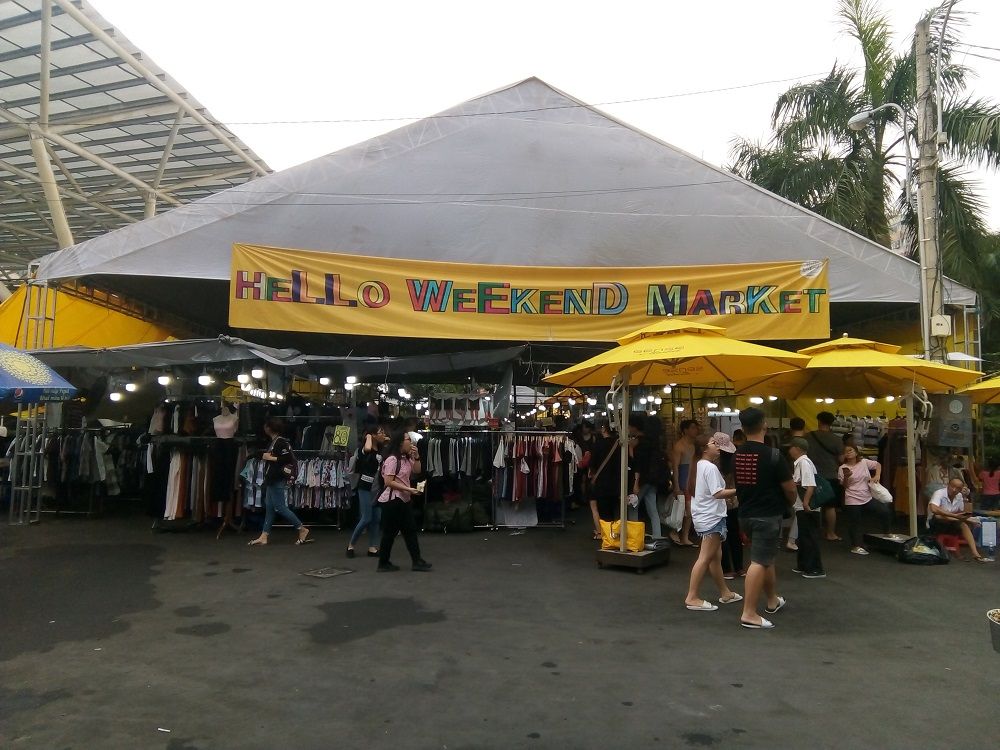 Flea Markets in Saigon - Hello Weekend Market