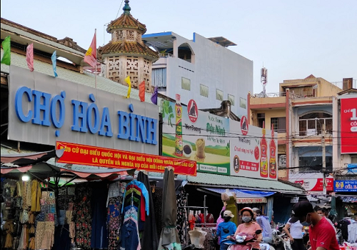 Saigon Markets - Hoa Binh Market