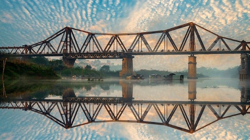 Long Bien Bridge in Hanoi, Vietnam