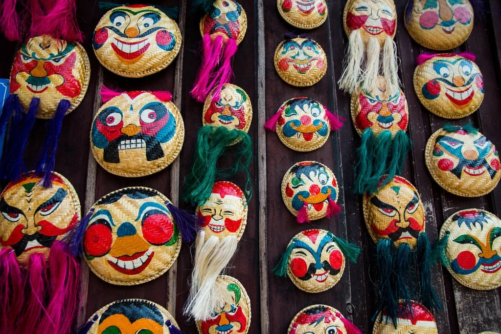 Souvenirs to Buy in Hoi An 